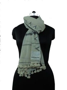 ArnNita Pompom Grey Stole