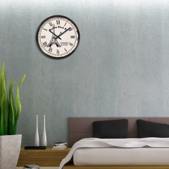 Random Classic Wall Clock