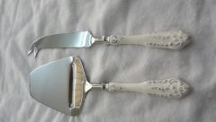  Stainless Steel & White Chopping & Serving Cutlery