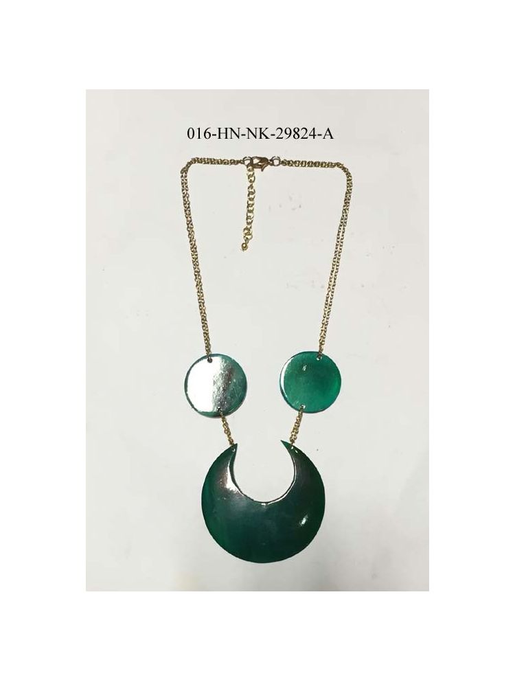 Green Horn & Metal Necklace