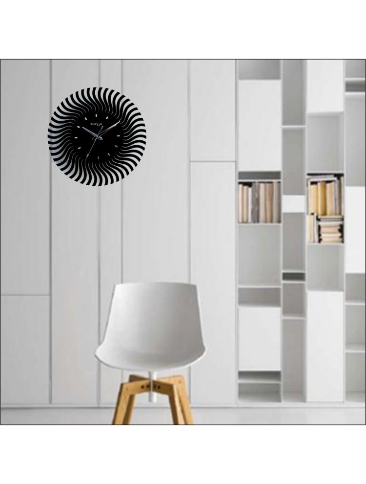 Web World - Illusion Wall Clock (Black)