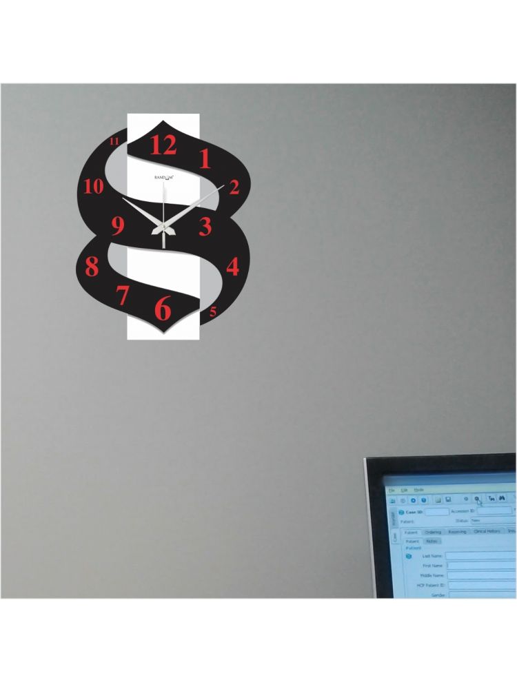 Lucky Eight Wall Clock