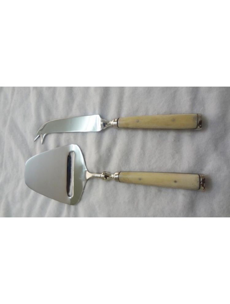  Stainless Steel & Wooden Chopping & Serving Cutlery