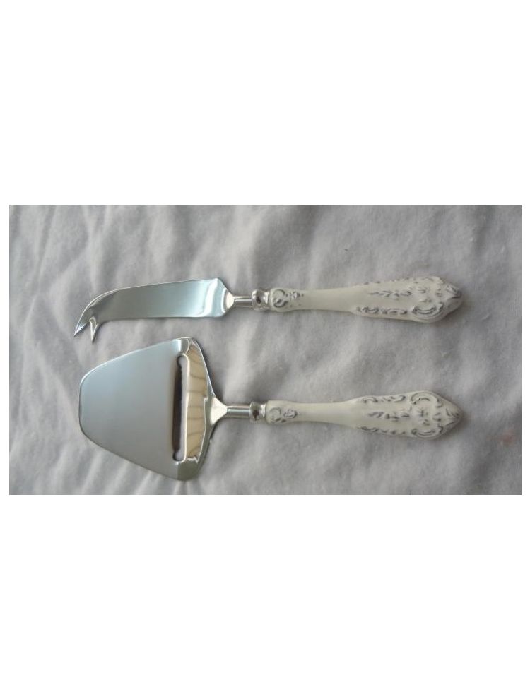  Stainless Steel & White Chopping & Serving Cutlery